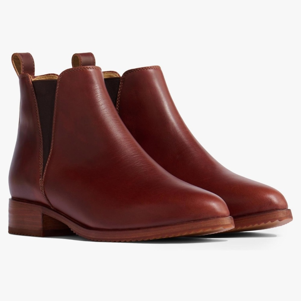 NIB Nisolo Eva Everyday Chelsea Boot in Brandy Women’s size 8